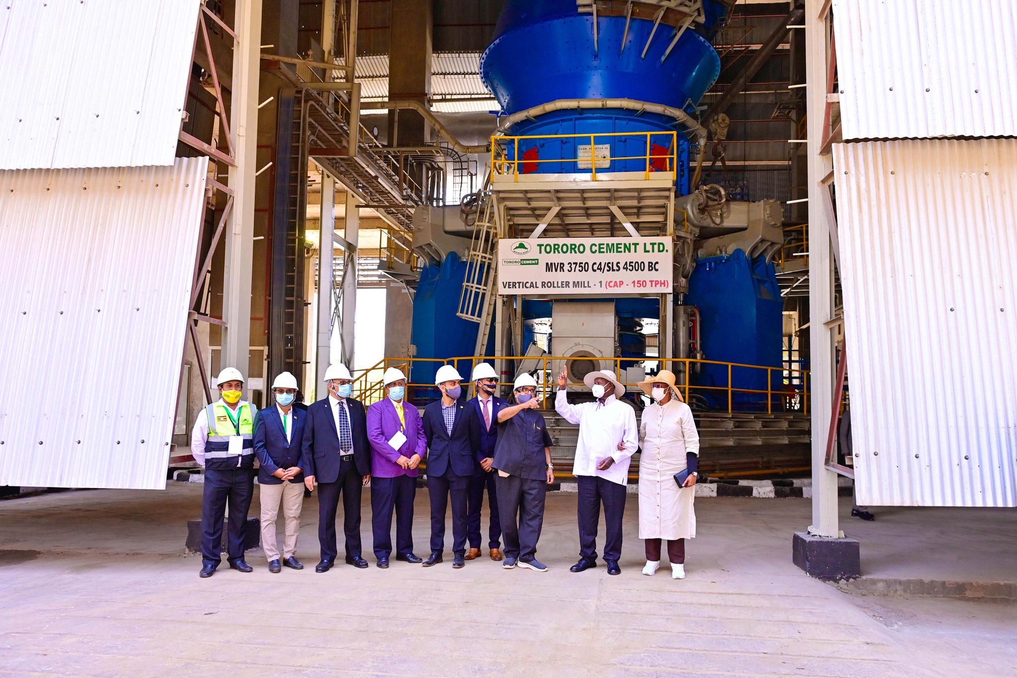 President Museveni Calls Upon Politicians & Public Servants To Support Investors As He Commissions New Tororo Cement Plant